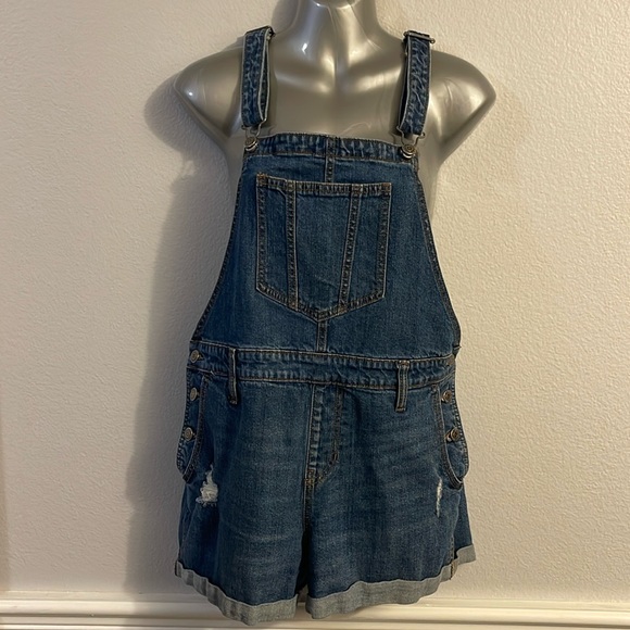 EXCELLENT Condition, Old Navy overalls - Picture 1 of 12